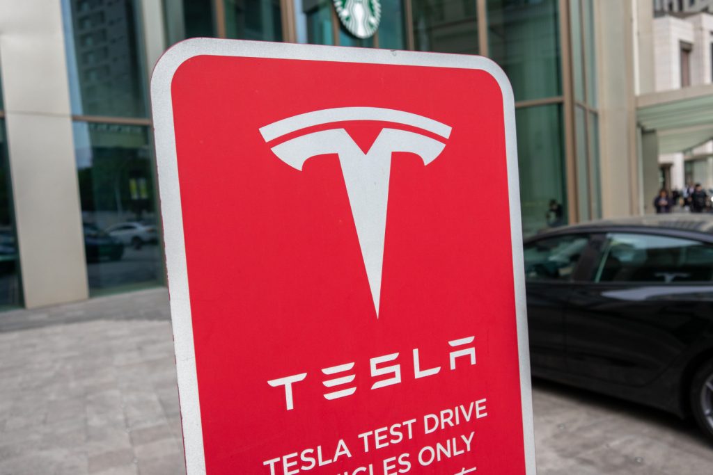 What to Expect When Test Driving a Tesla