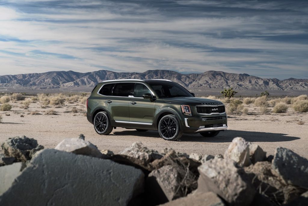 The 2022 Kia Telluride Is Here and It’s Got a Couple Of Standard Surprises